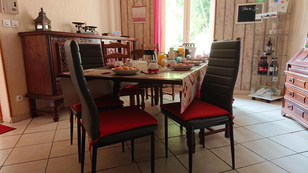 Les Chambres Du Relais Liettres Εξωτερικό φωτογραφία